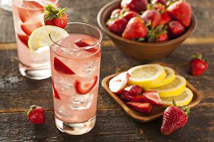 Fresh Strawberry Lemonade