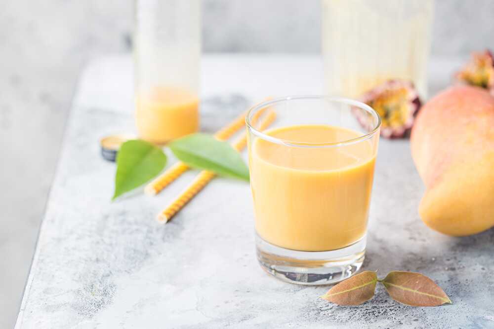 image Mango Smoothie Pear and Passion Fruit