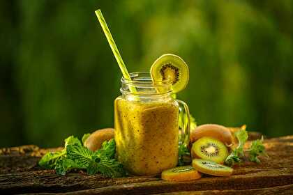 Orange, Banana, Kiwi and Ginger Smoothie