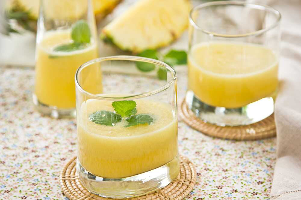 image Pineapple Pear Smoothie