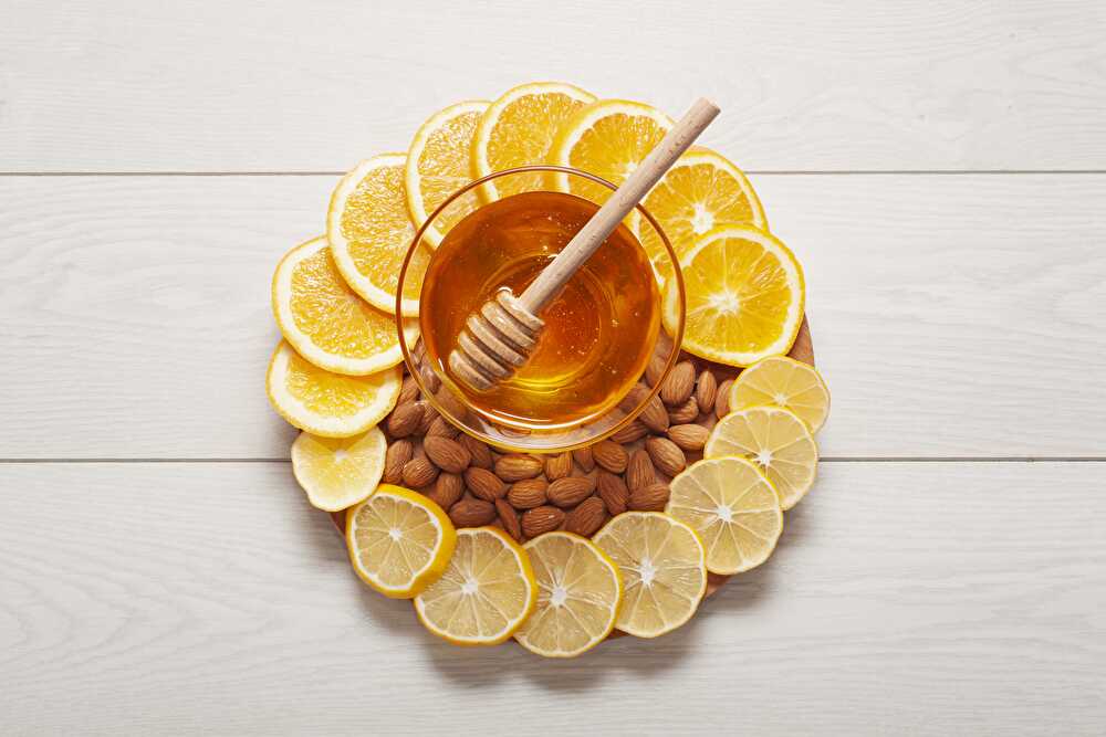 image Punch without honey lemon alcohol