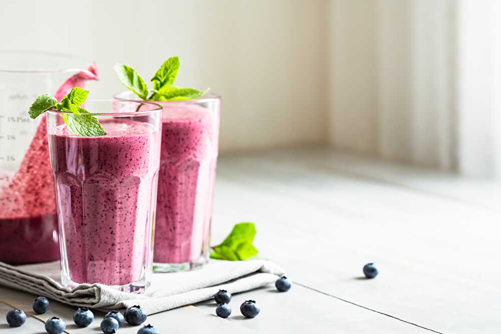 image Raspberry and Blueberry Smoothie