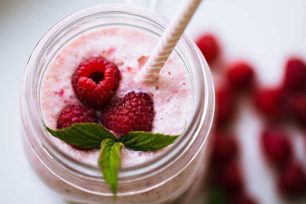 image Raspberry and Exotic Fruit Smoothie