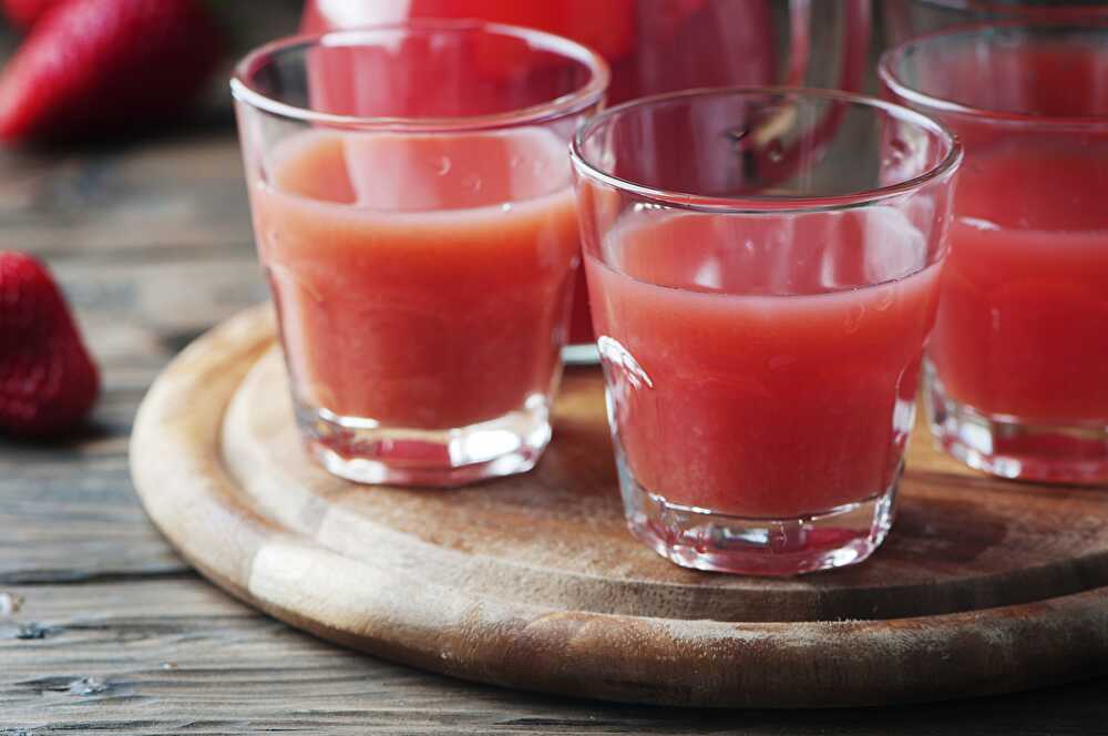 image Strawberry pastis