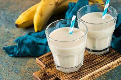 Vanilla banana milkshake