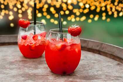 Grapefruit, strawberry coulis