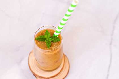 Kiwi Apricot Yellow Peach Smoothie