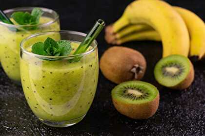 Kiwi Lemon Banana Smoothie