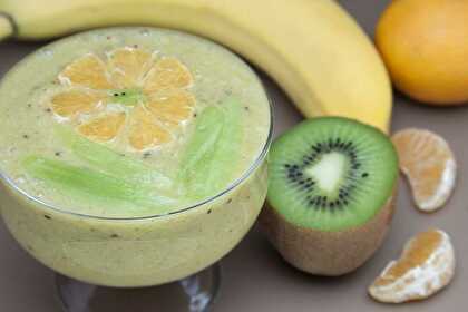 Kiwi Mandarin Banana Smoothie