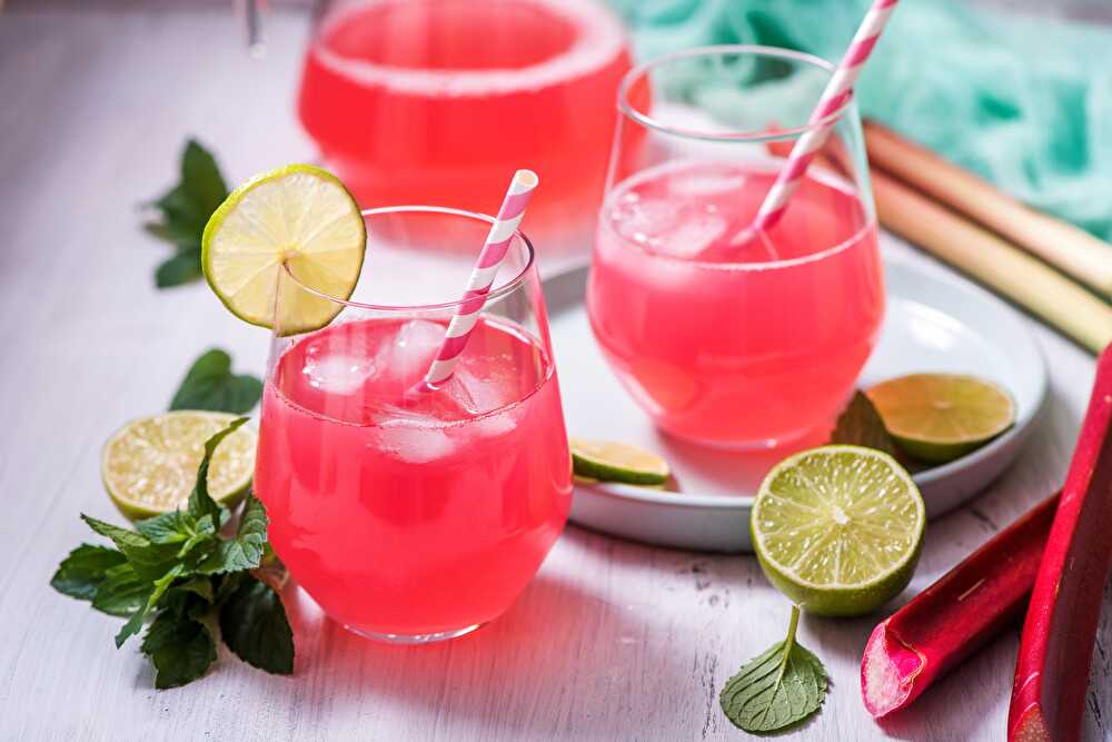 image Rhubarb and Lime Lemonade
