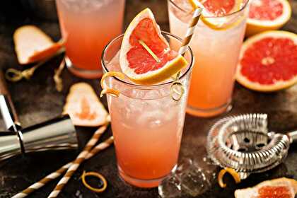 Tropical Grapefruit and Strawberry Refreshment