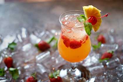 Non-Alcoholic Strawberry Pineapple Cocktail