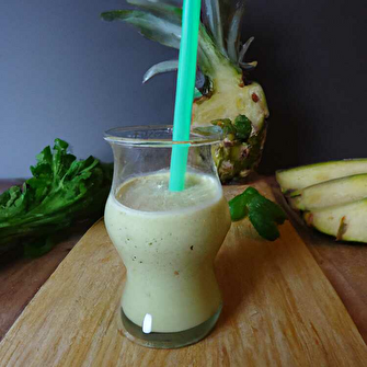 Pineapple-Parsley Smoothie