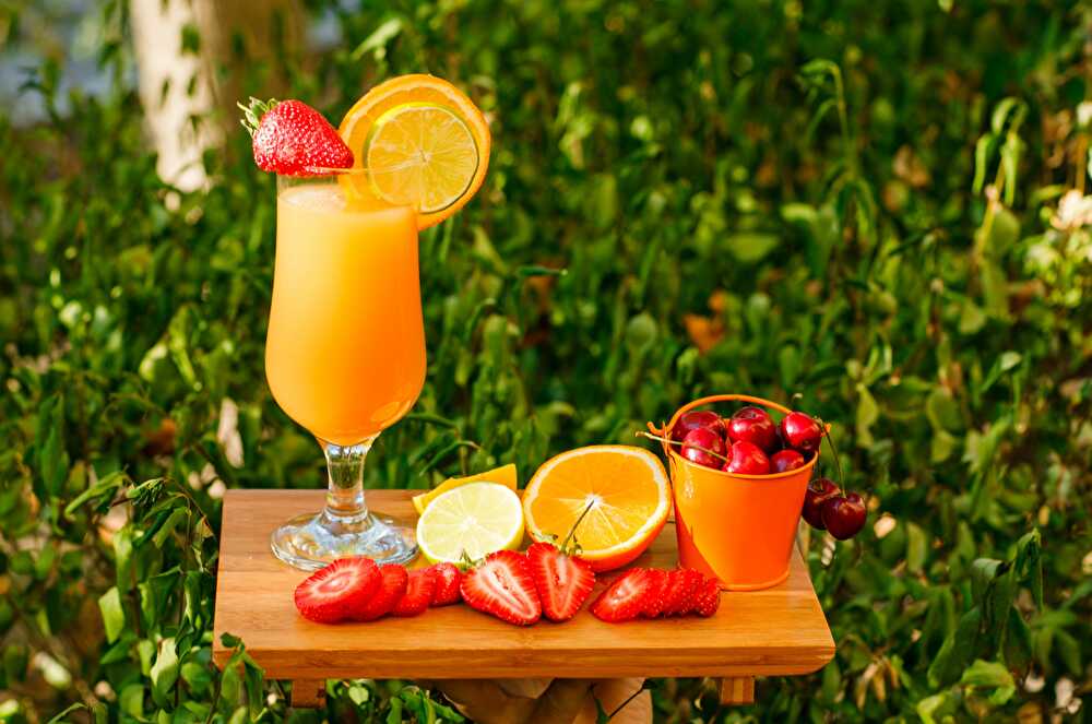 image Summer Delight - Non-Alcoholic Strawberry and Orange Refreshmen