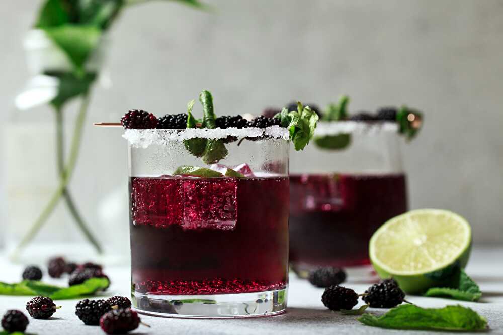 image Blackberry Homemade Vodka