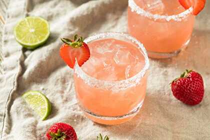 Frozen Strawberry and Fresh Mint Margarita