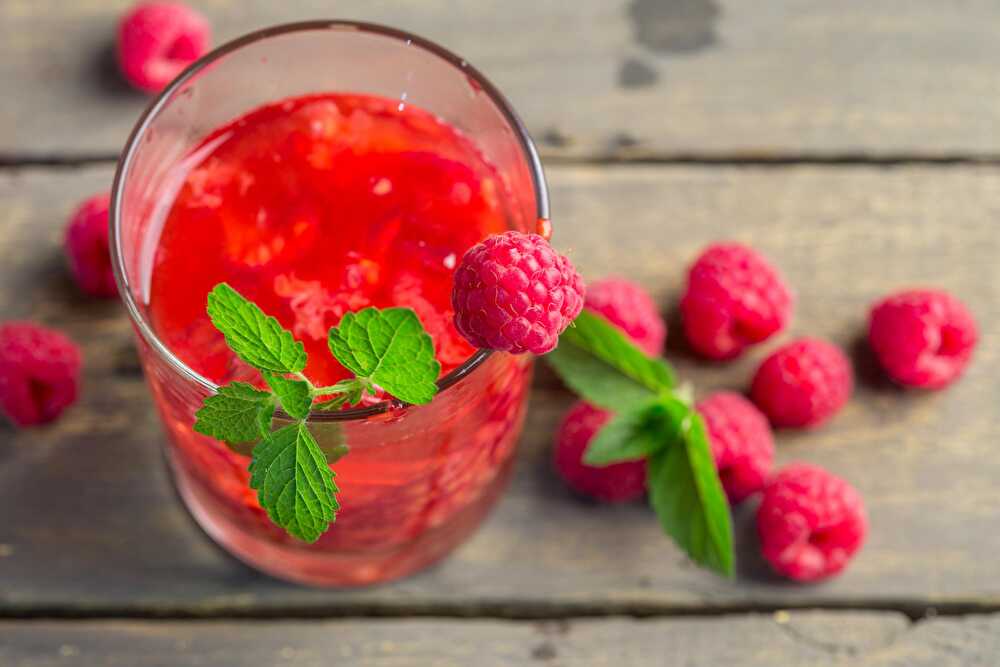 image Raspberry-Mint Cocktail