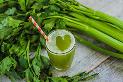 Detoxifying Celery Juice in the Blender