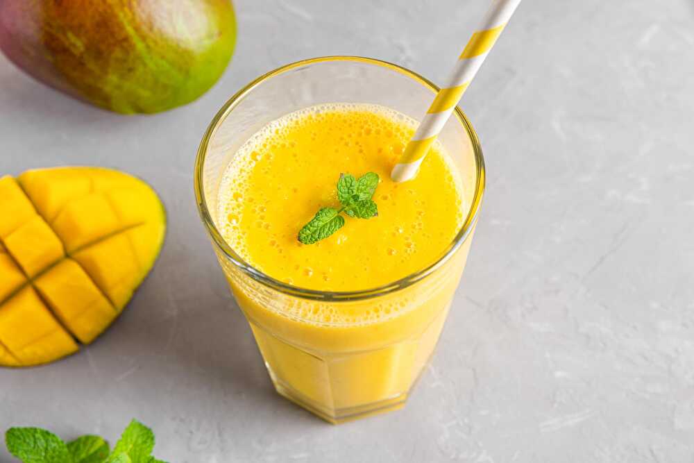 image Refreshing Mango Green Tea Smoothie Recipe